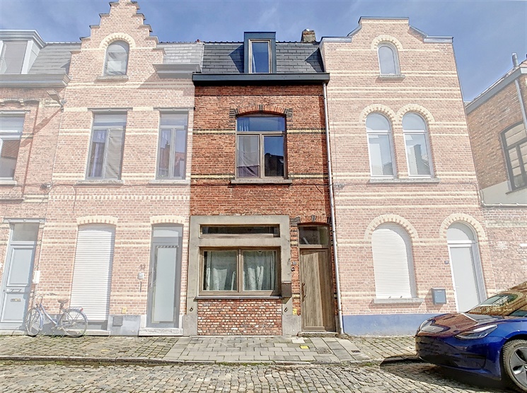 Gerenoveerde woning met 3 slaapkamers nabij Gent-Zuid!