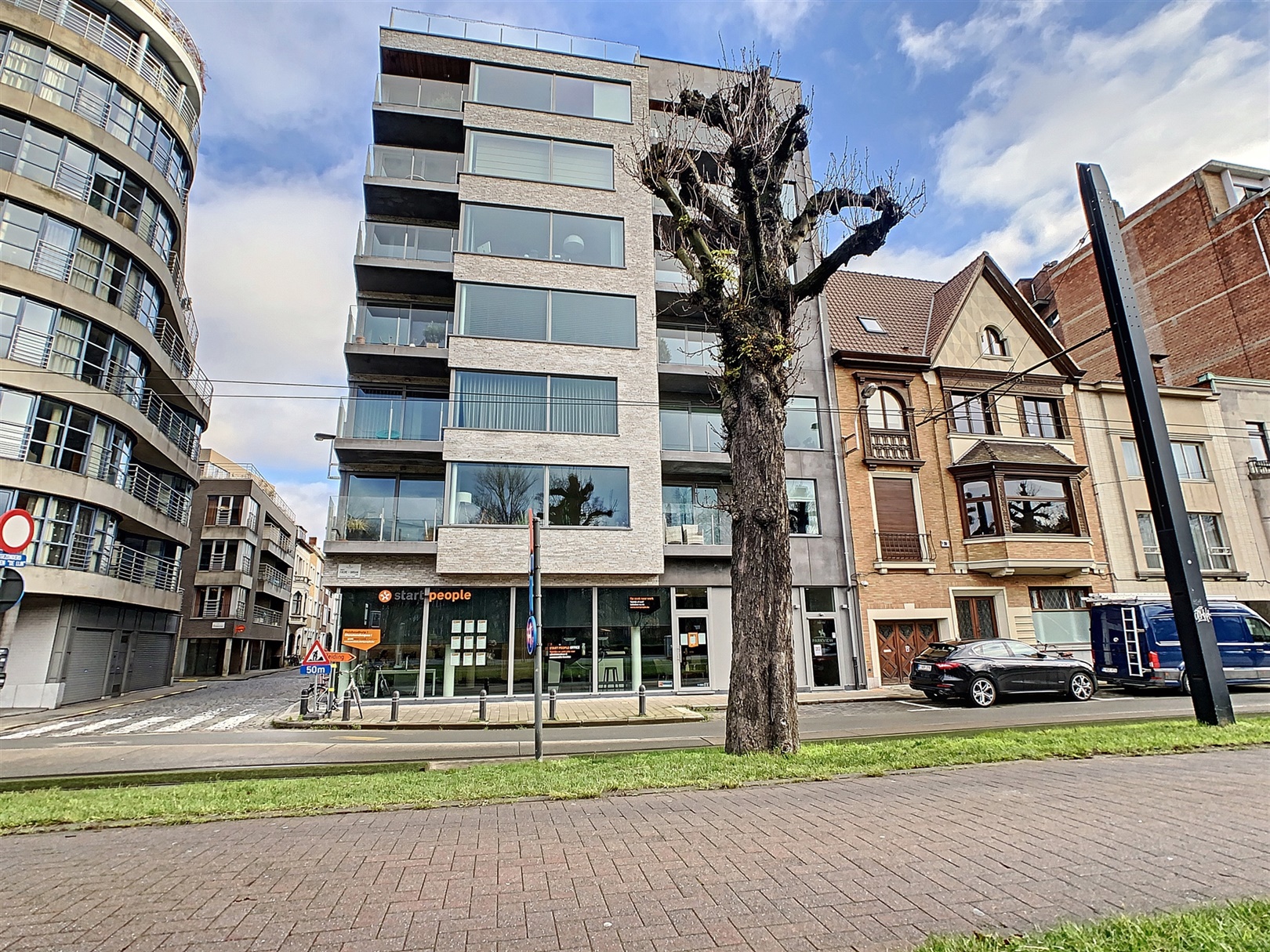 Modern appartement met ruim terras aan Gent Zuid. 