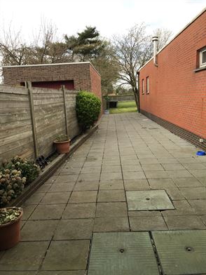 Handelszaak + ruime woonst in centrum Moerbeke-Waas