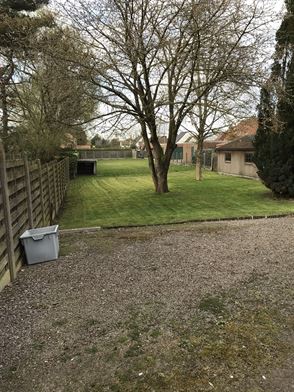 Handelszaak + ruime woonst in centrum Moerbeke-Waas