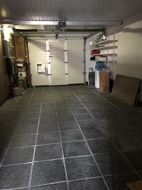 Handelszaak + ruime woonst in centrum Moerbeke-Waas