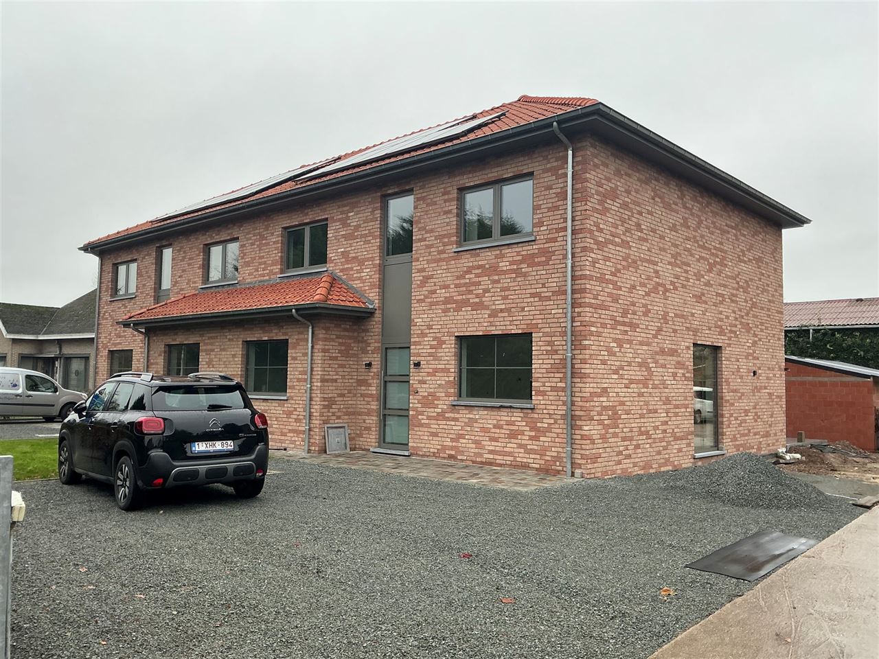 NIEUWBOUW WONING met 4 slaapkamers en 2 badkamers