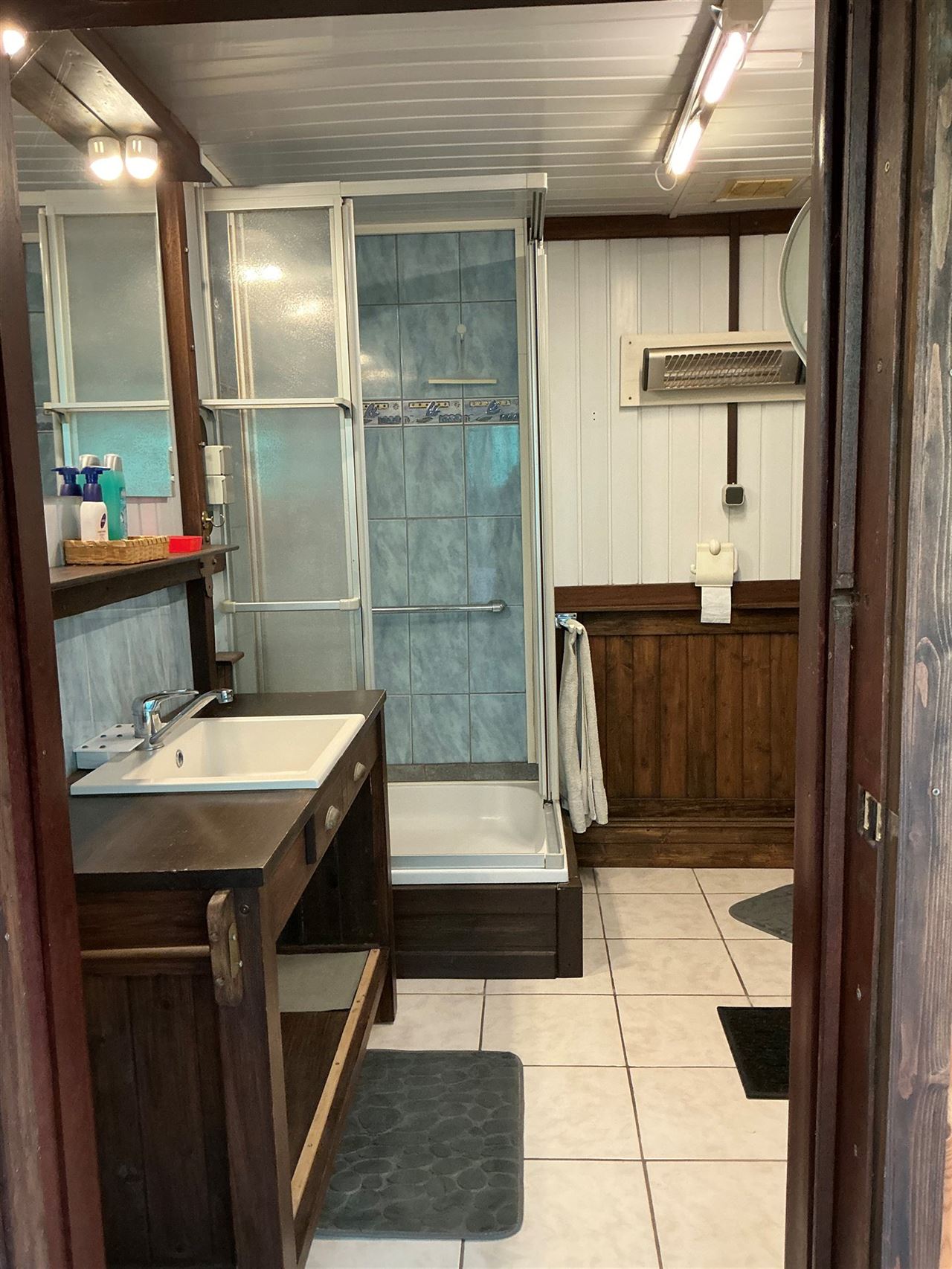 Groen gelegen, te renoveren huisje op een perceel van 500m²