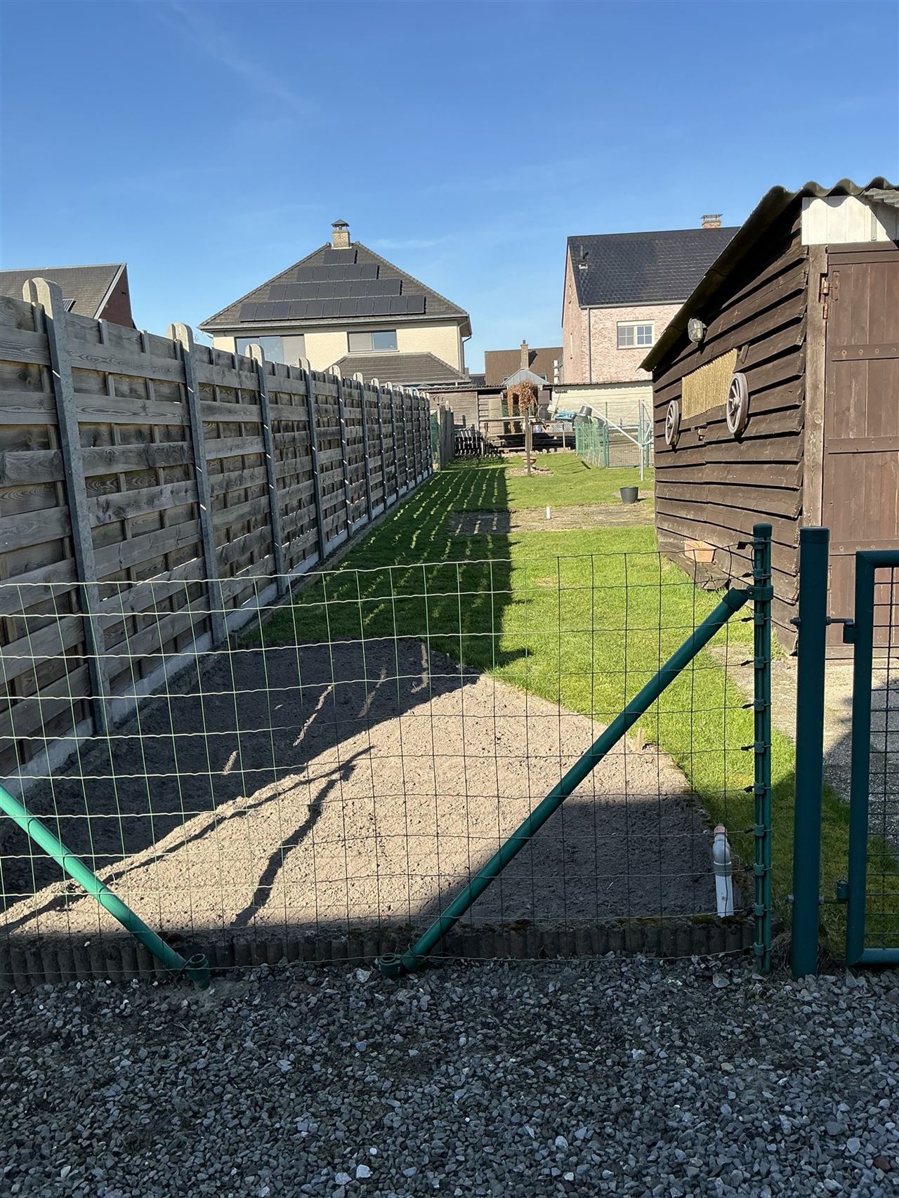 Groen gelegen, te renoveren huisje op een perceel van 500m²