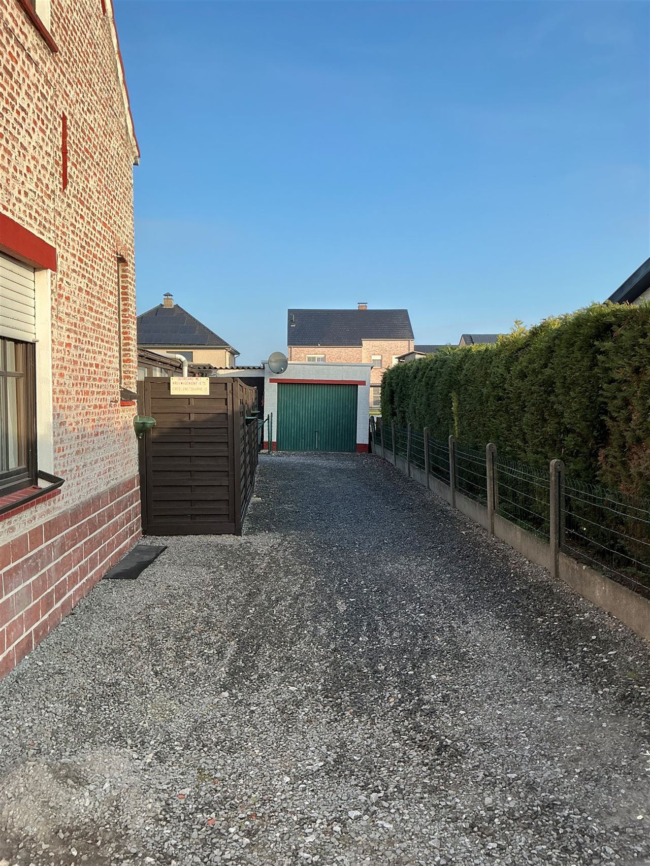 Groen gelegen, te renoveren huisje op een perceel van 500m²