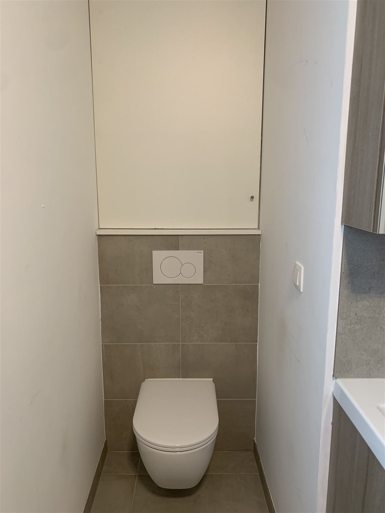 Nieuw trendy appartement met 1 slaapkamer en groot terras