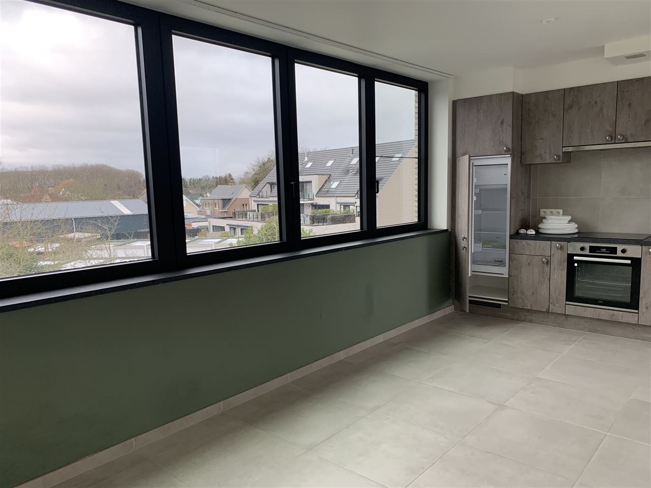 Nieuw trendy appartement met 1 slaapkamer en groot terras