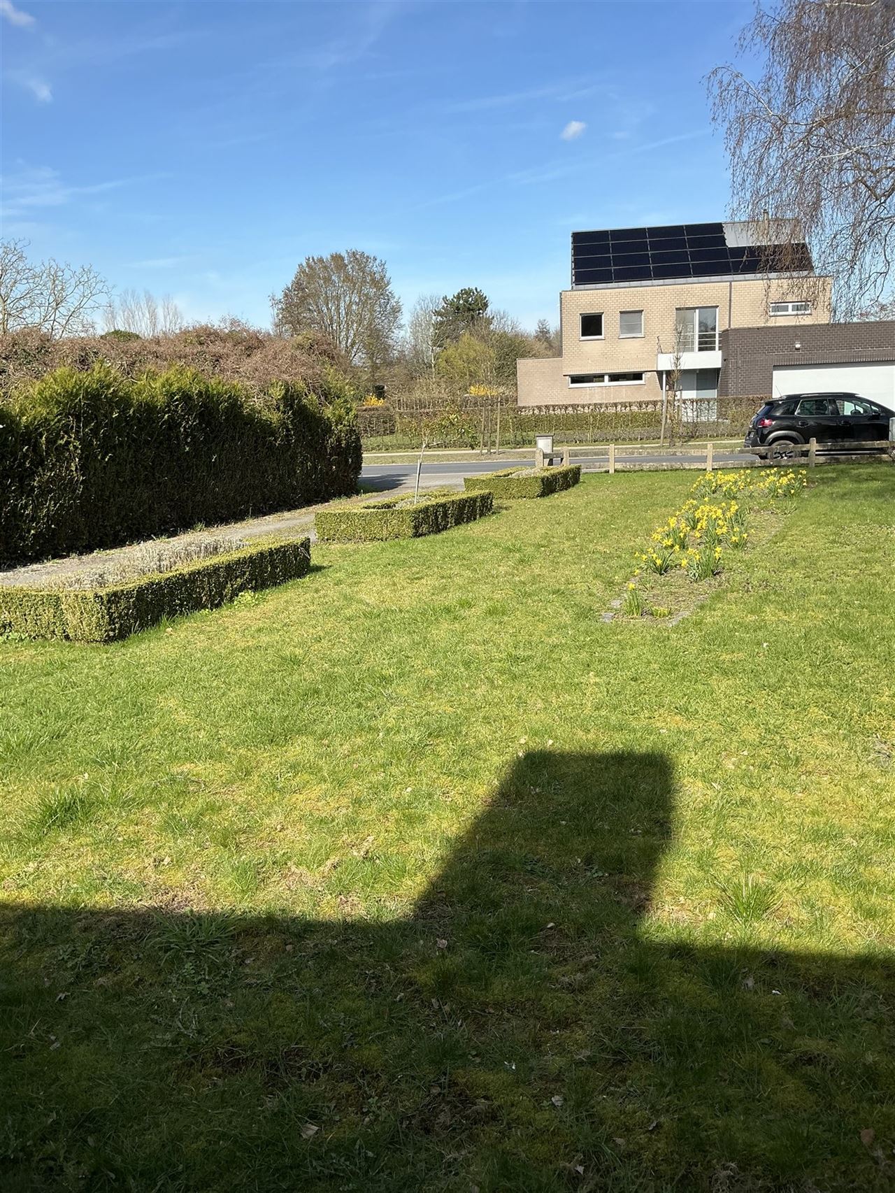 Ruime, iets oudere, bungalow op een perceel van 2426m²