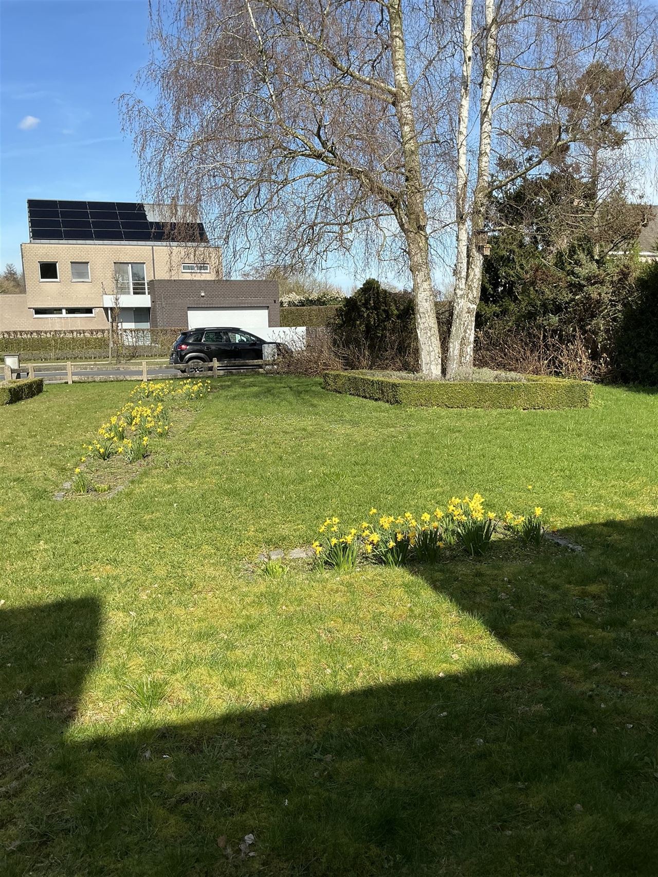 Ruime, iets oudere, bungalow op een perceel van 2426m²