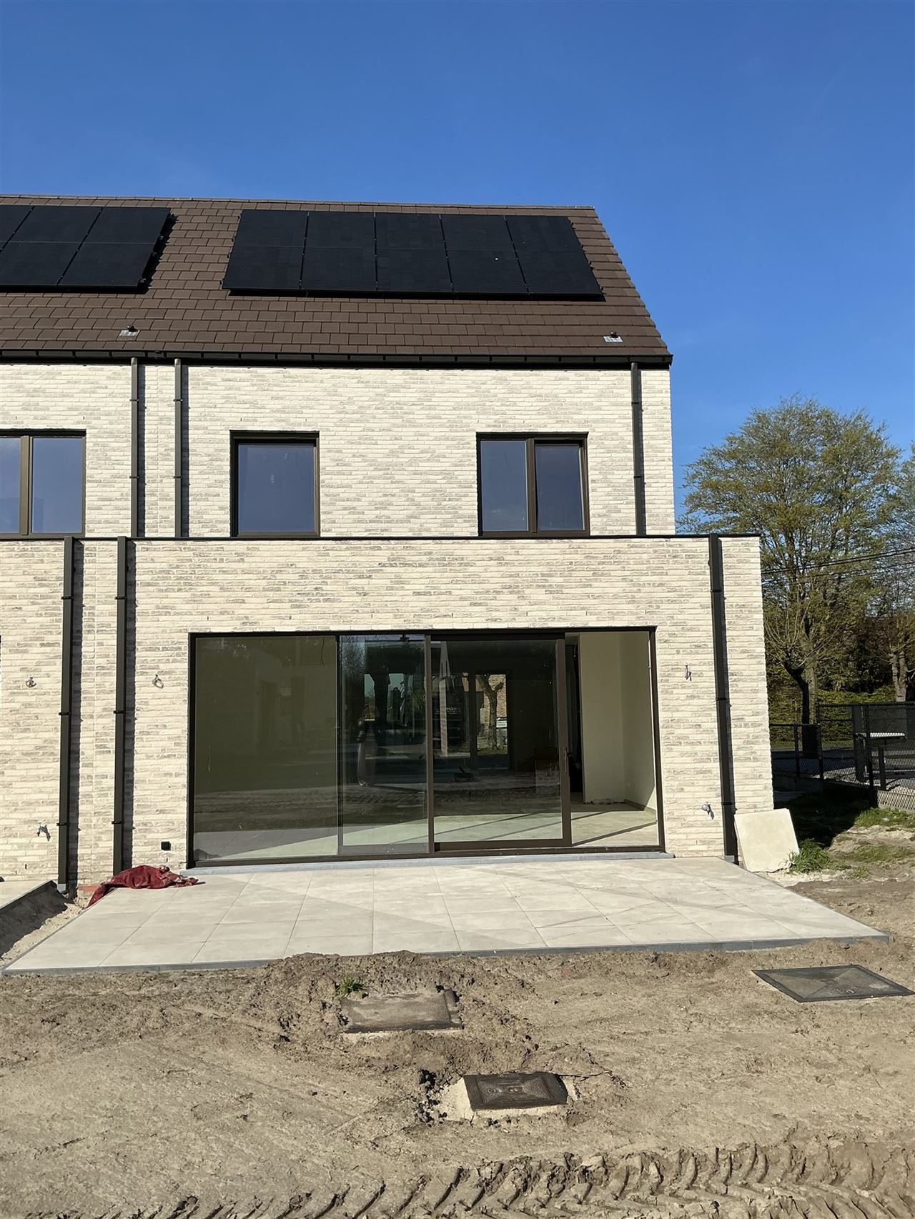 ENERGIENEUTRALE NIEUWBOUWWONING met 4 slaapkamers