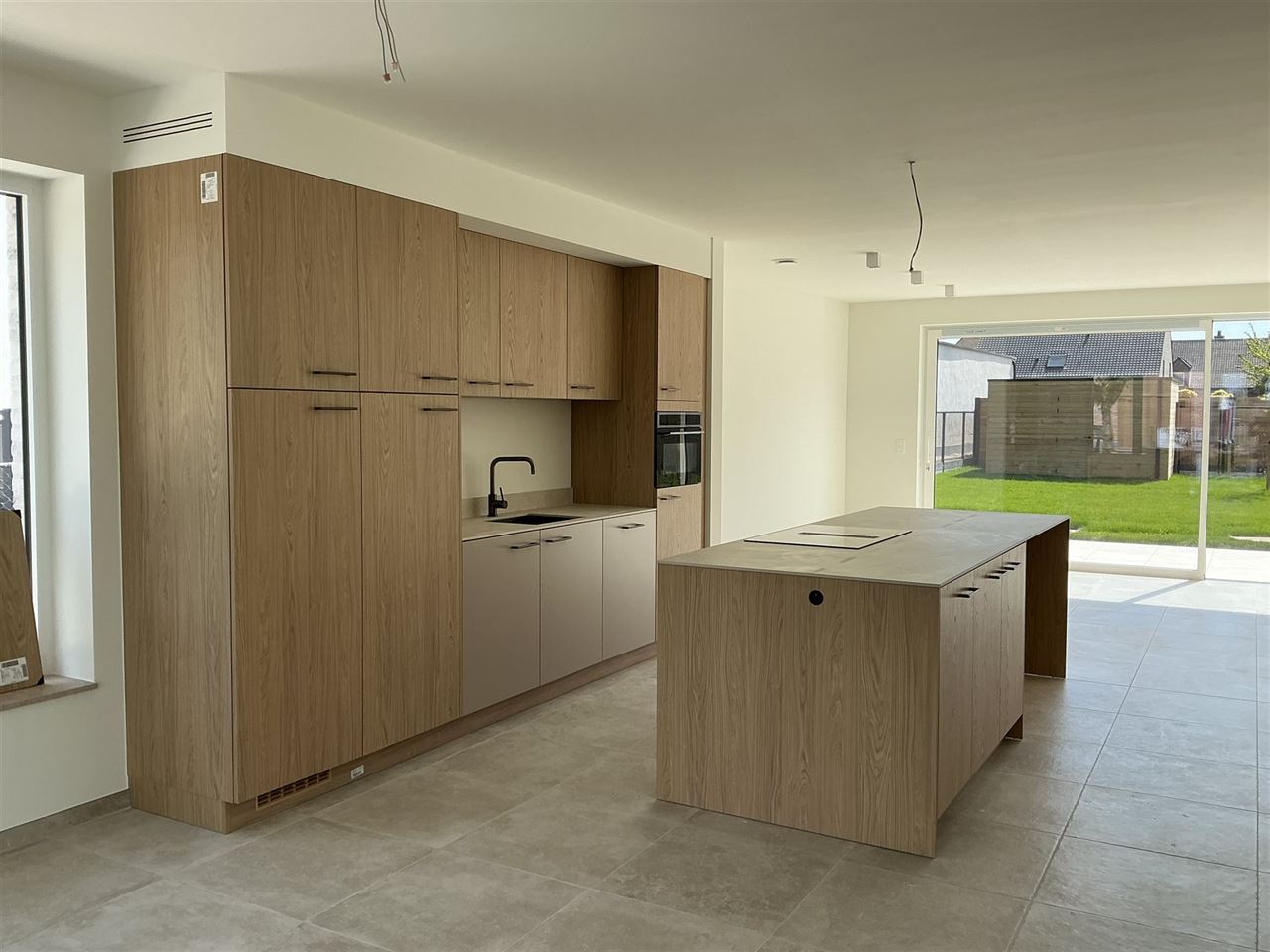 ENERGIENEUTRALE NIEUWBOUWWONING met 4 slaapkamers