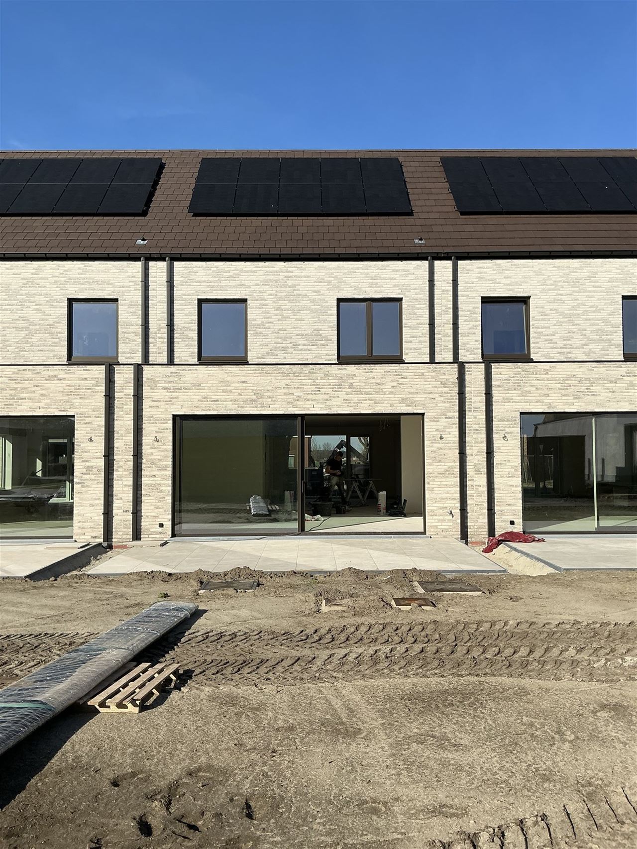 ENERGIENEUTRALE NIEUWBOUWWONING met 4 slaapkamers