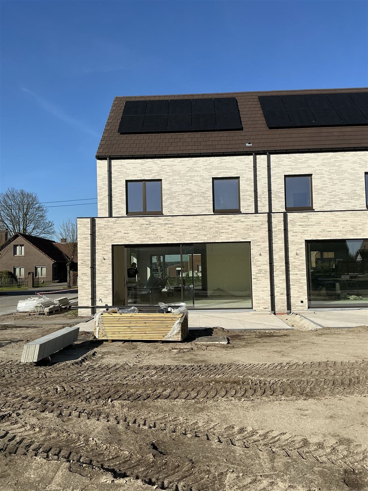 ENERGIENEUTRALE NIEUWBOUWWONING met 4 slaapkamers