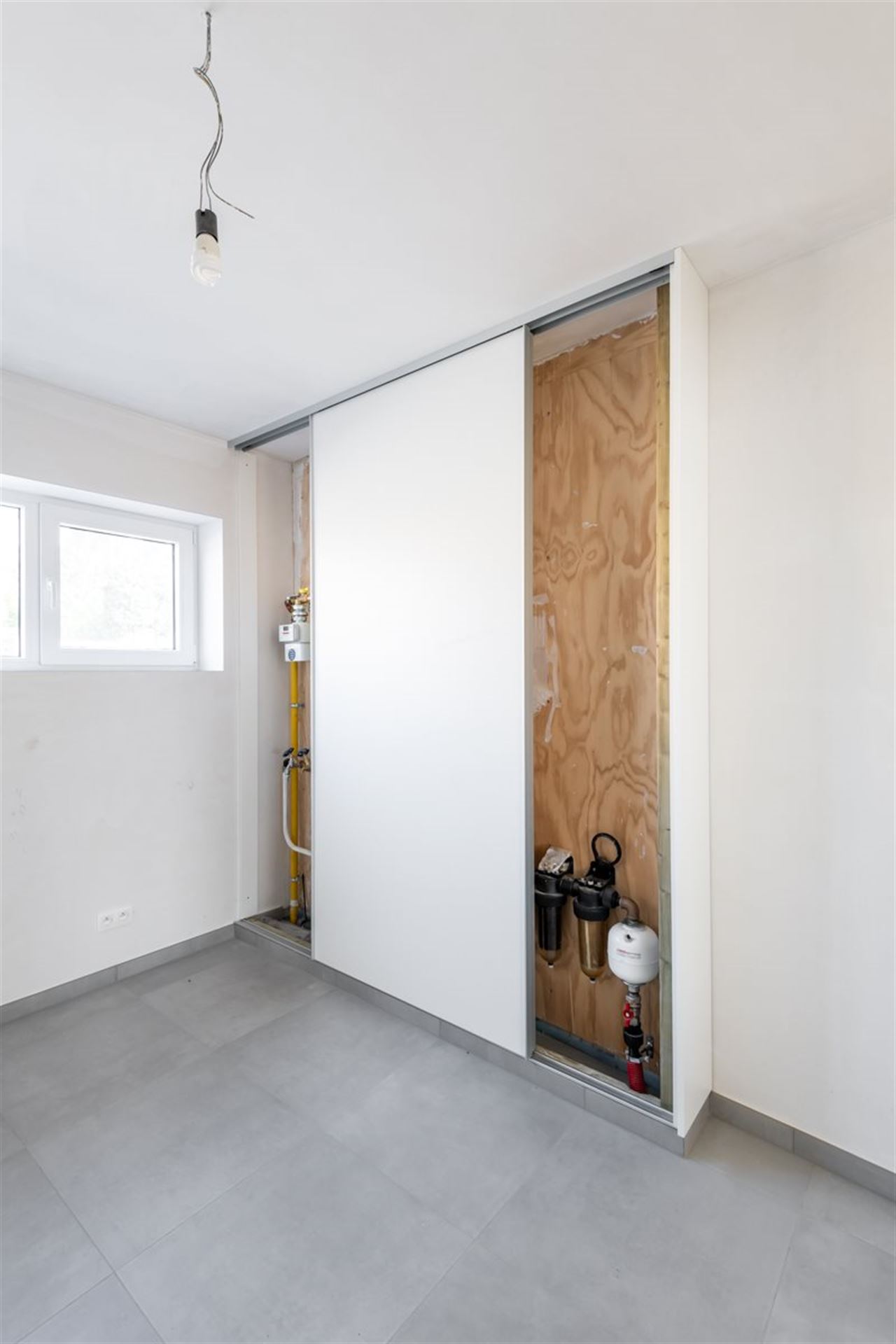Moderne recente woning met garage en tuinterras