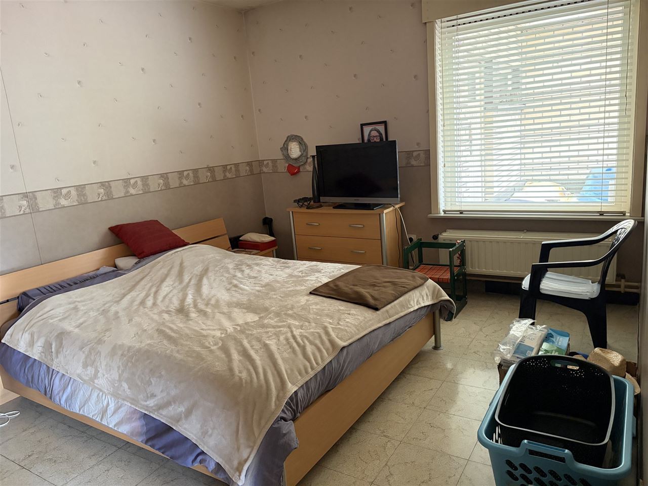 Charmant huis met gezellige tuin, garage en 3 slaapkamers.