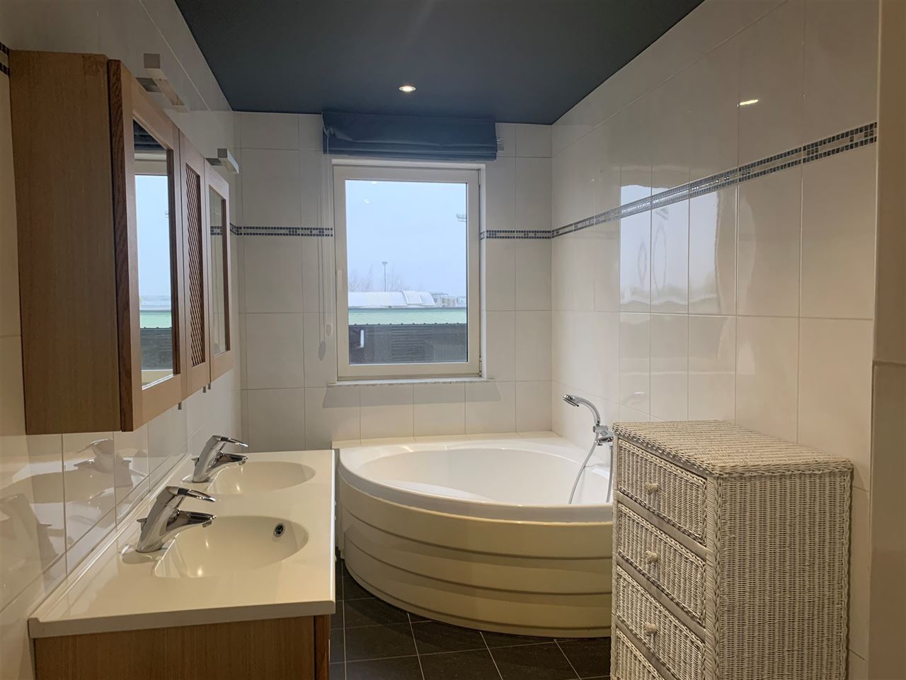 Luxe woning vr 6 pers. op het BEDRIJVENTERREIN "LOZEN BOER"
