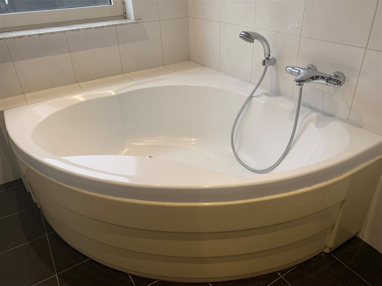 Luxe woning vr 6 pers. op het BEDRIJVENTERREIN "LOZEN BOER"