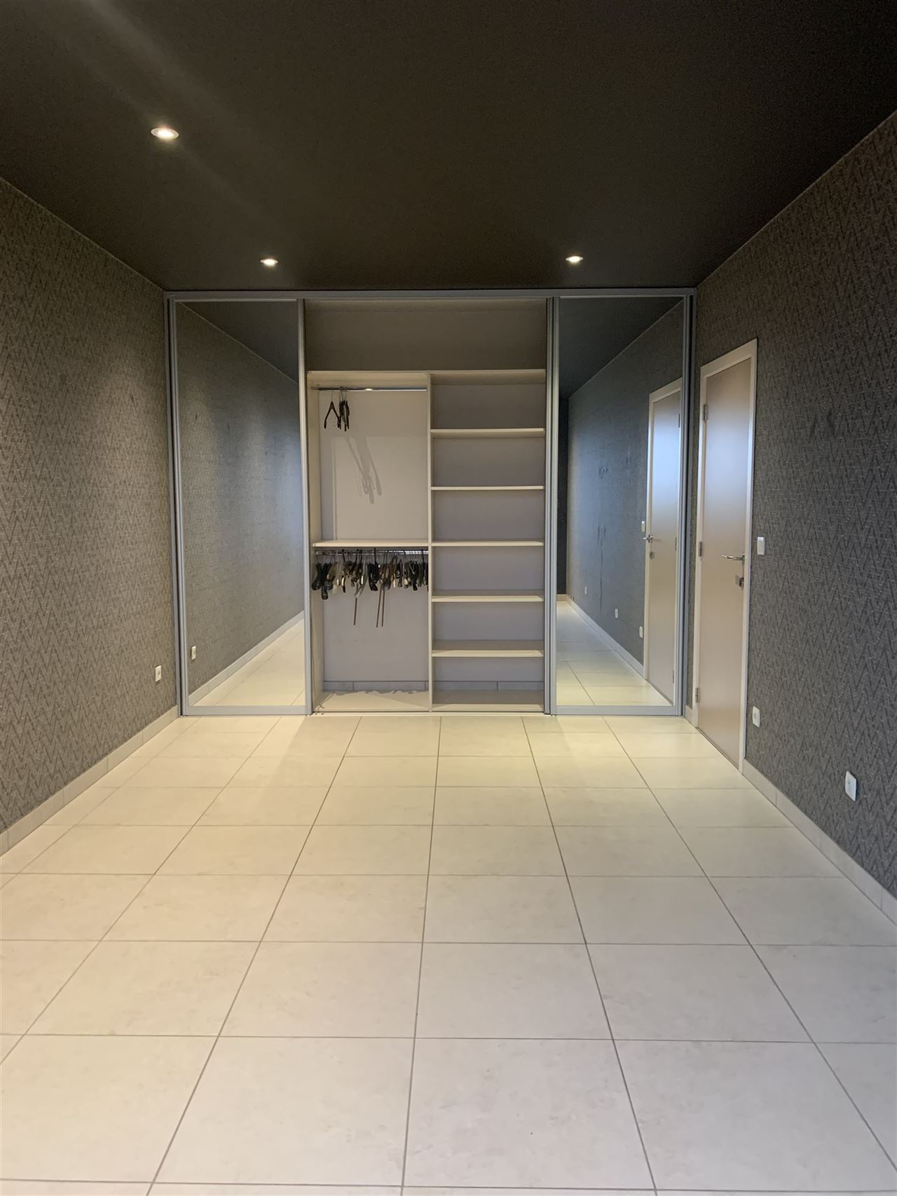Luxe woning vr 6 pers. op het BEDRIJVENTERREIN "LOZEN BOER"