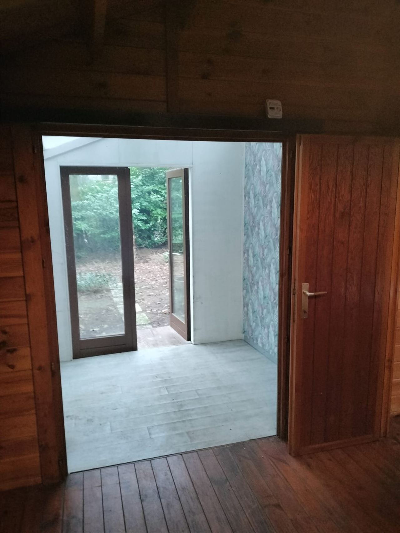 2de verblijf. Tiny, sobere maar gezellige chalet in het bos