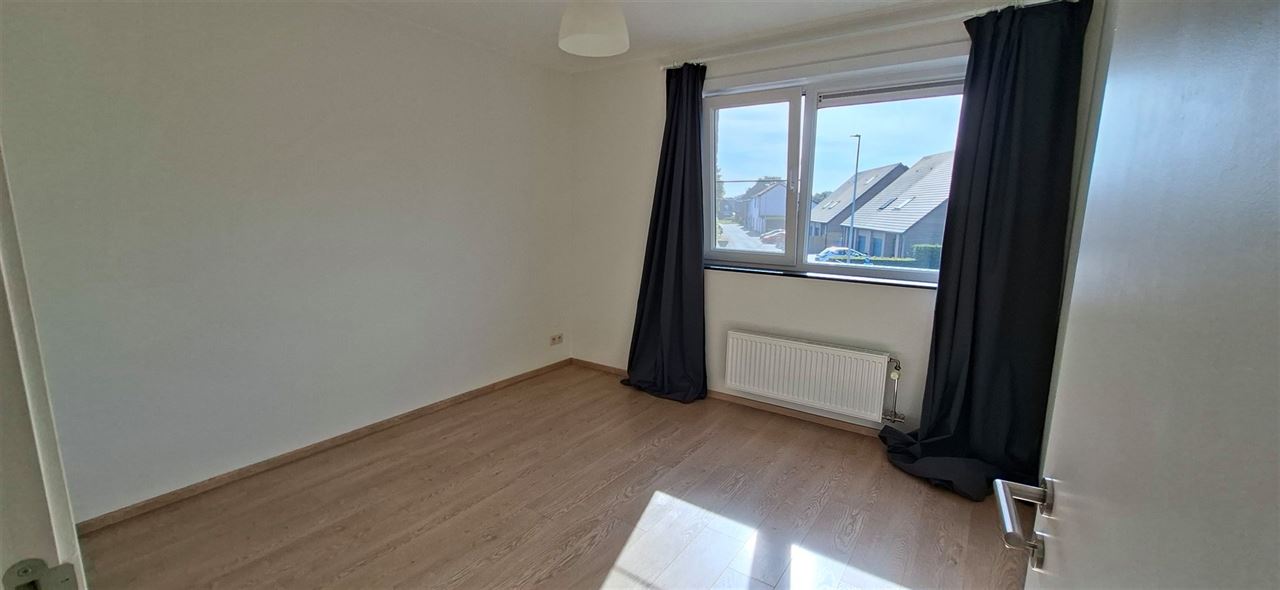 Recente woning met garage en tuin