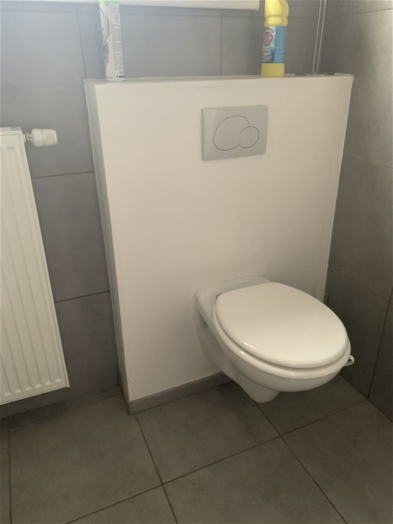 Trendy appartementje met 1 slaapkamer en garage
