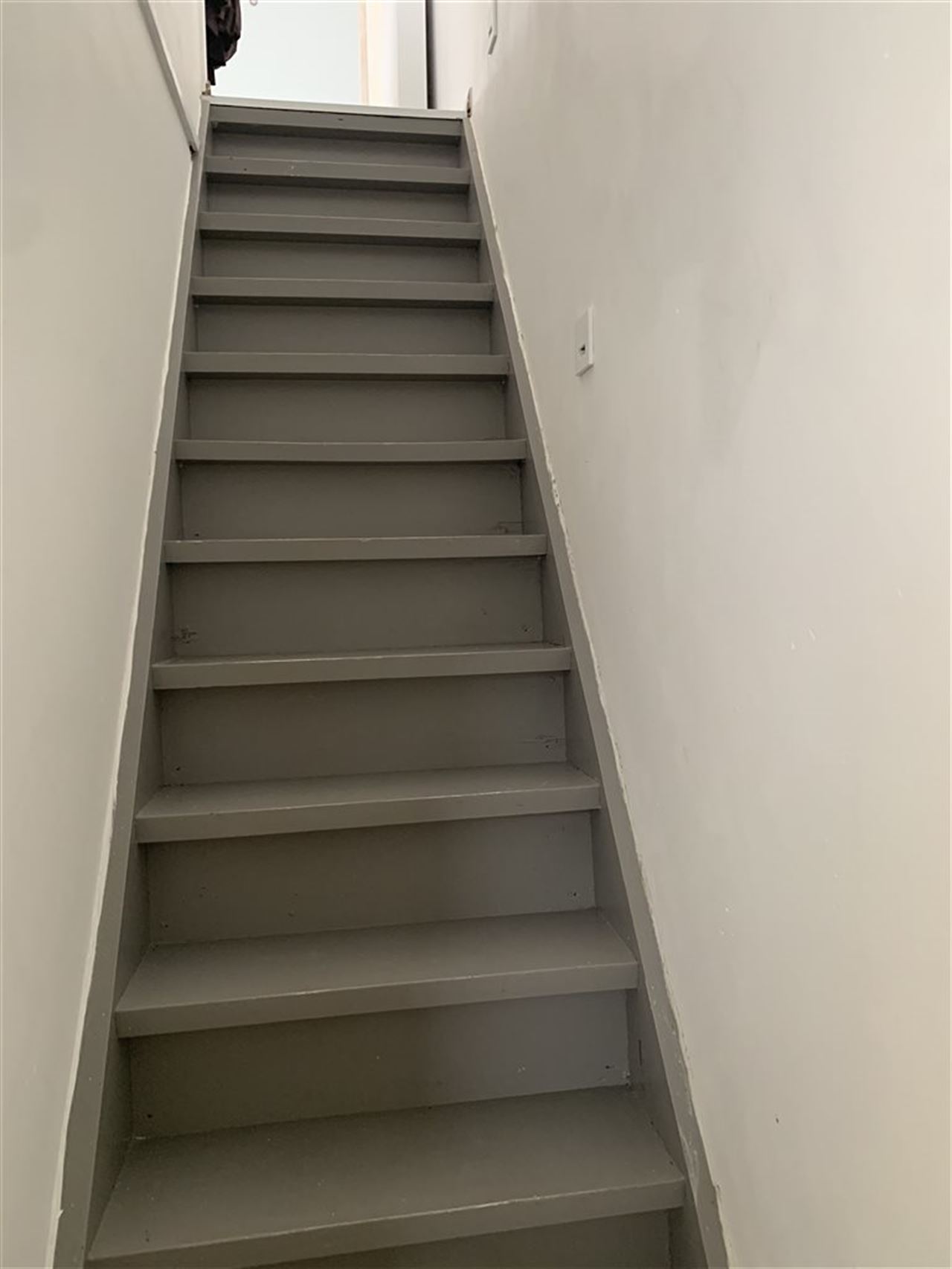 Trendy appartementje met 1 slaapkamer en garage