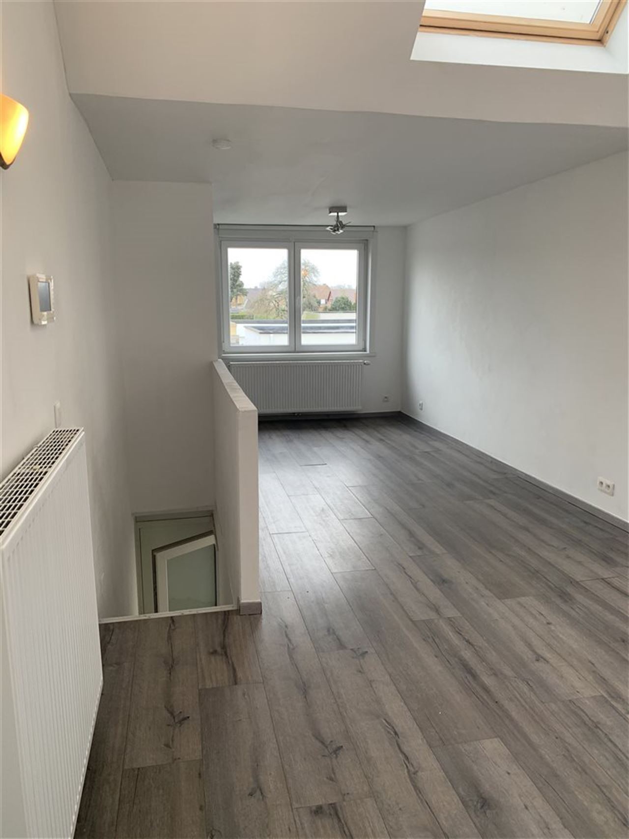 Trendy appartementje met 1 slaapkamer en garage