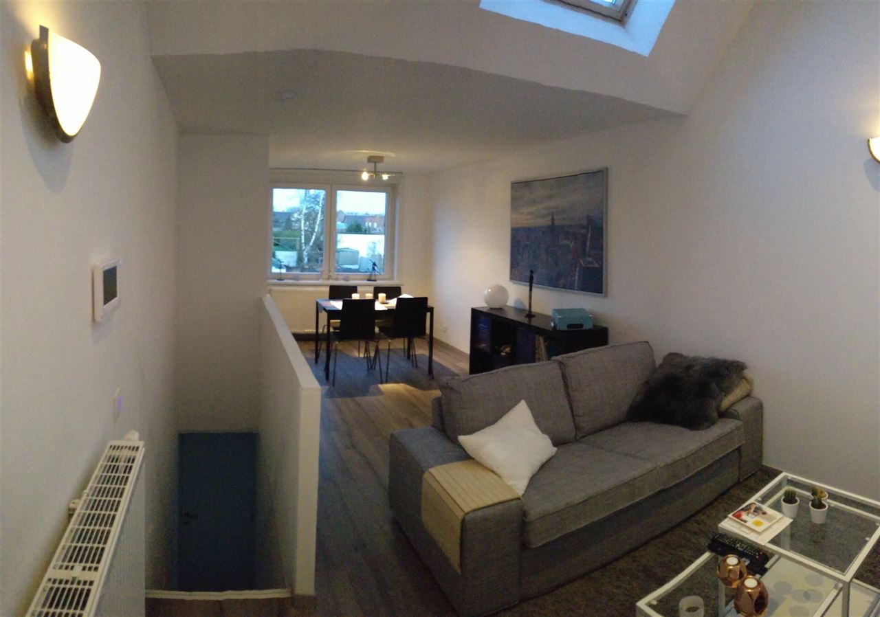 Trendy appartementje met 1 slaapkamer en garage