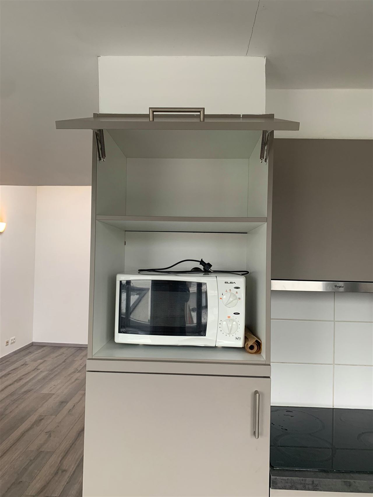 Trendy appartementje met 1 slaapkamer en garage