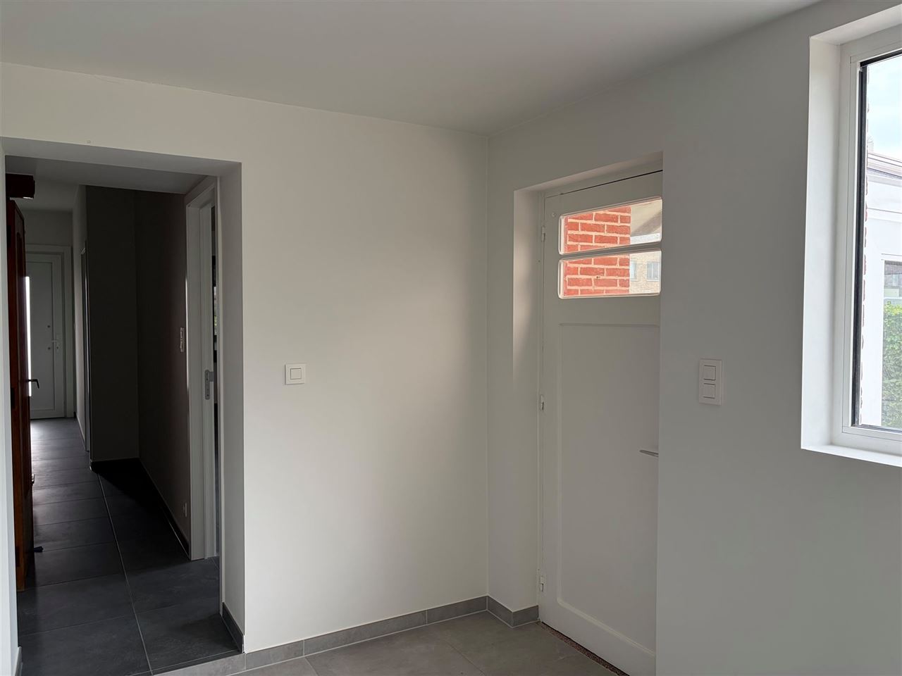 Vernieuwde woning met tuin en 4 slaapkamers