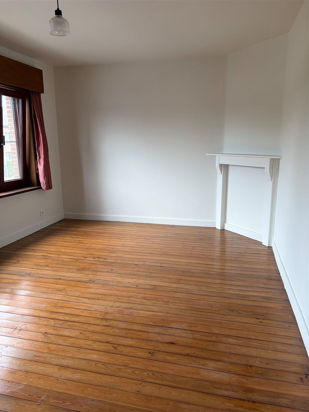 Vernieuwde woning met tuin en 4 slaapkamers