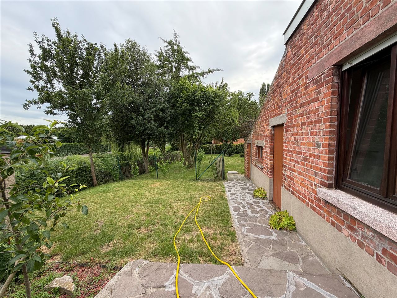 Vernieuwde woning met tuin en 4 slaapkamers