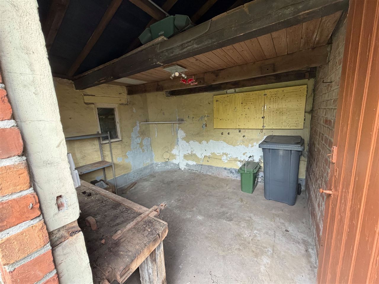 Vernieuwde woning met tuin en 4 slaapkamers