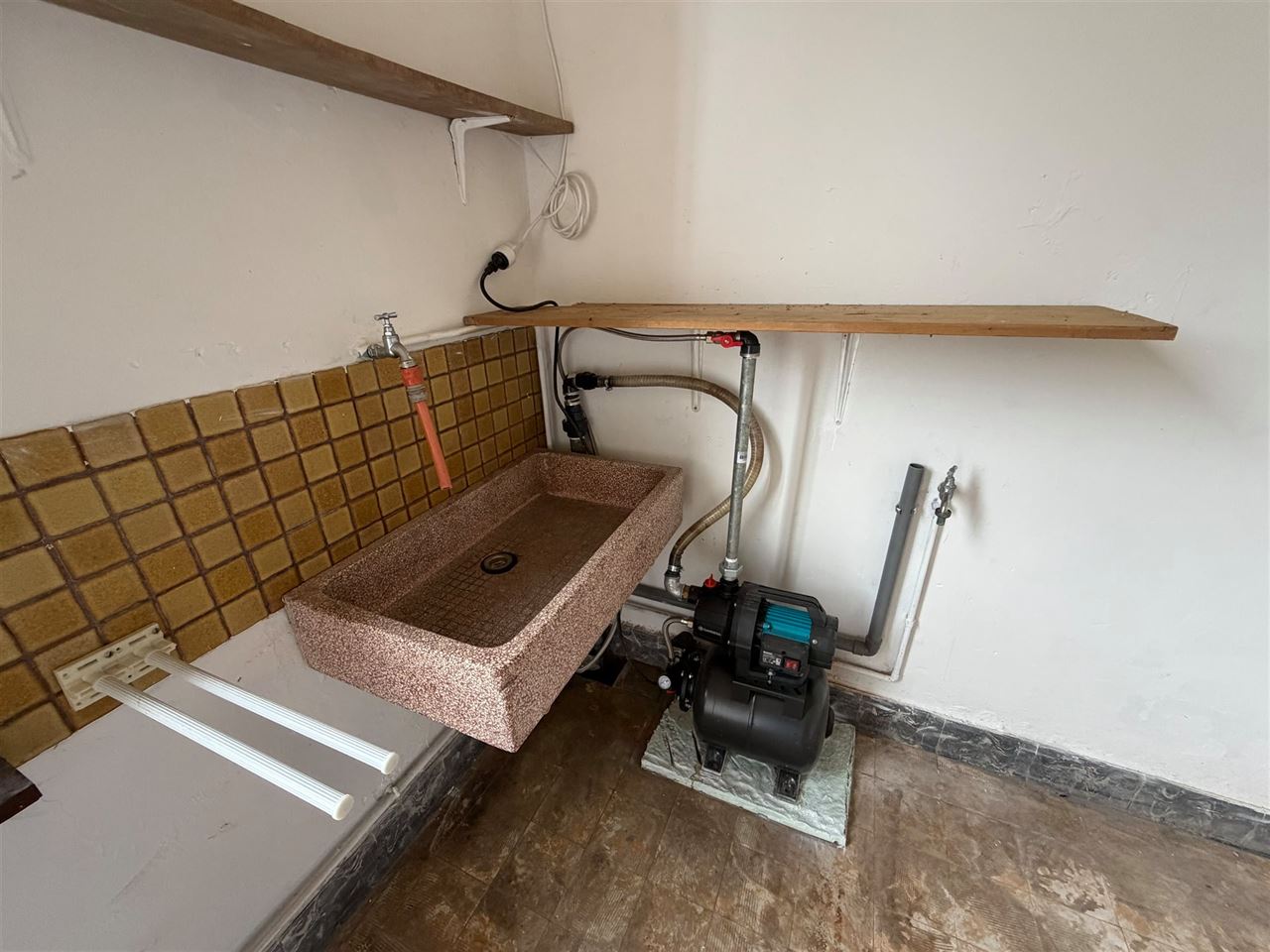 Vernieuwde woning met tuin en 4 slaapkamers