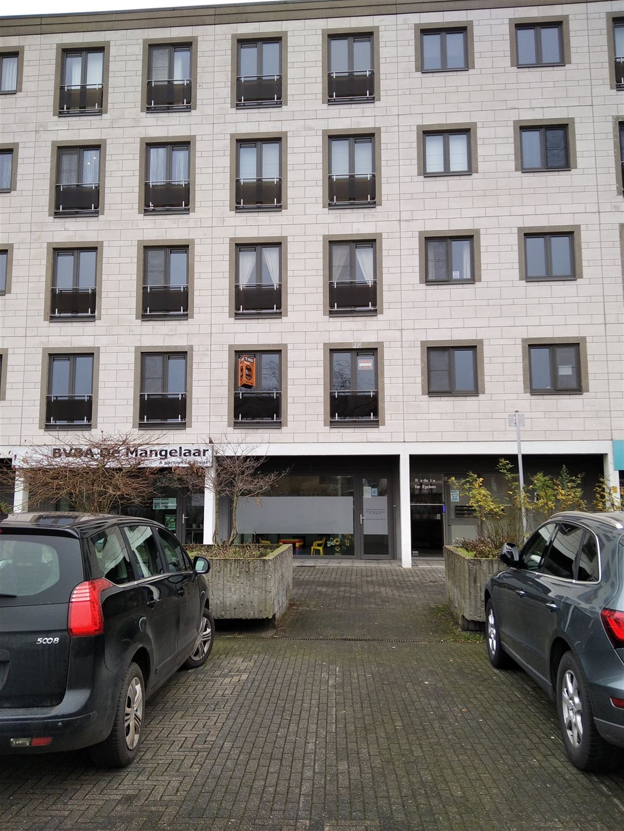 Appartement met 2 slaapkamers op Moerbekemarkt