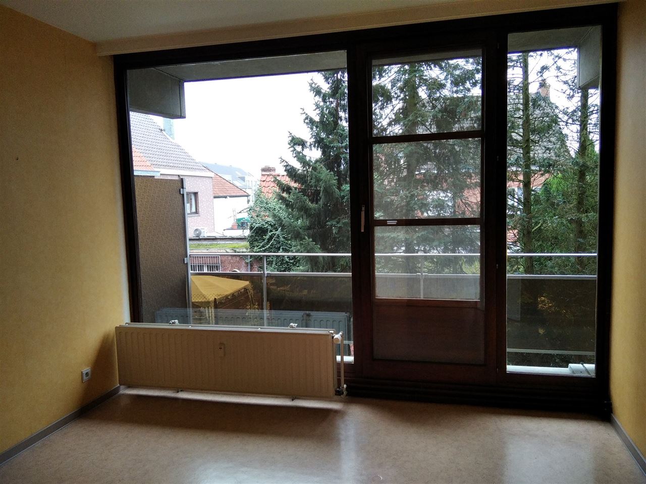 Appartement met 2 slaapkamers op Moerbekemarkt