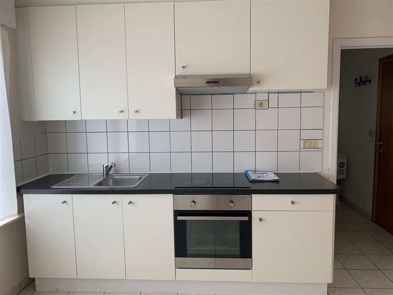 Charmant huis met 2 slaapkamers, tuin en carport.