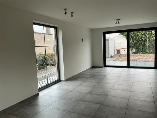 NIEUWBOUW WONING met 4 slaapkamers en 2 badkamers