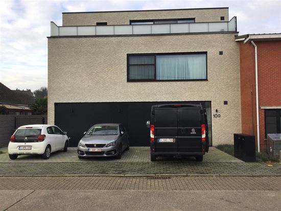 Nieuw modern dakappartement met 1 slaapkamer en groot terras